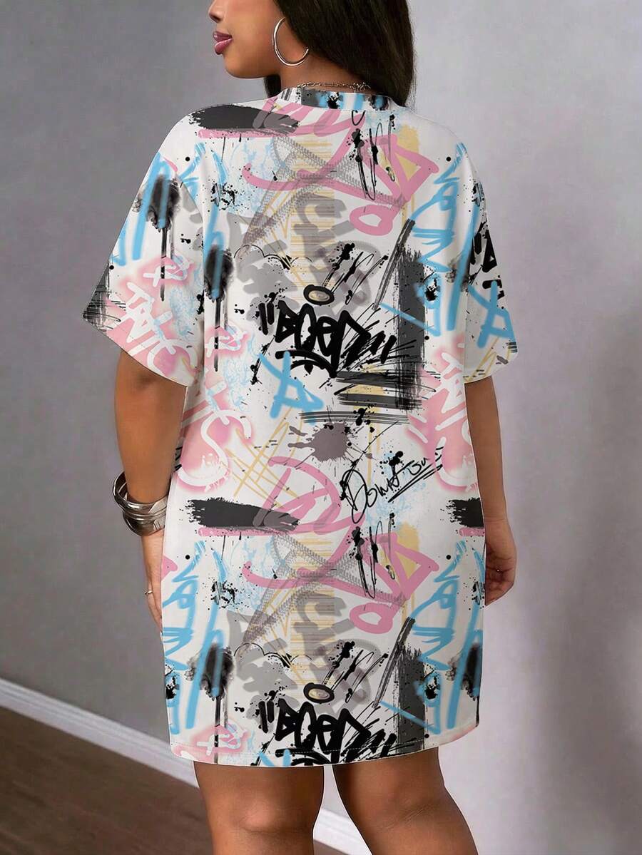Black color option for letter print t-shirt dress