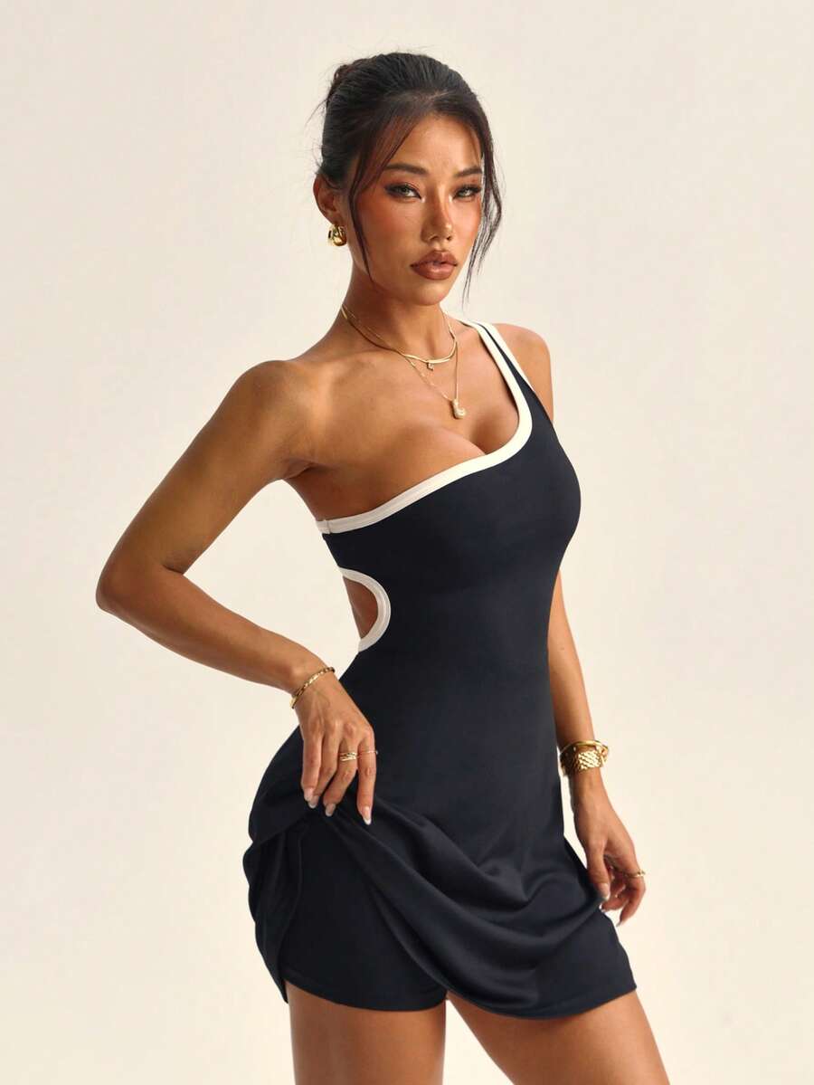 Backless sports mini dress with open back and contrast trim