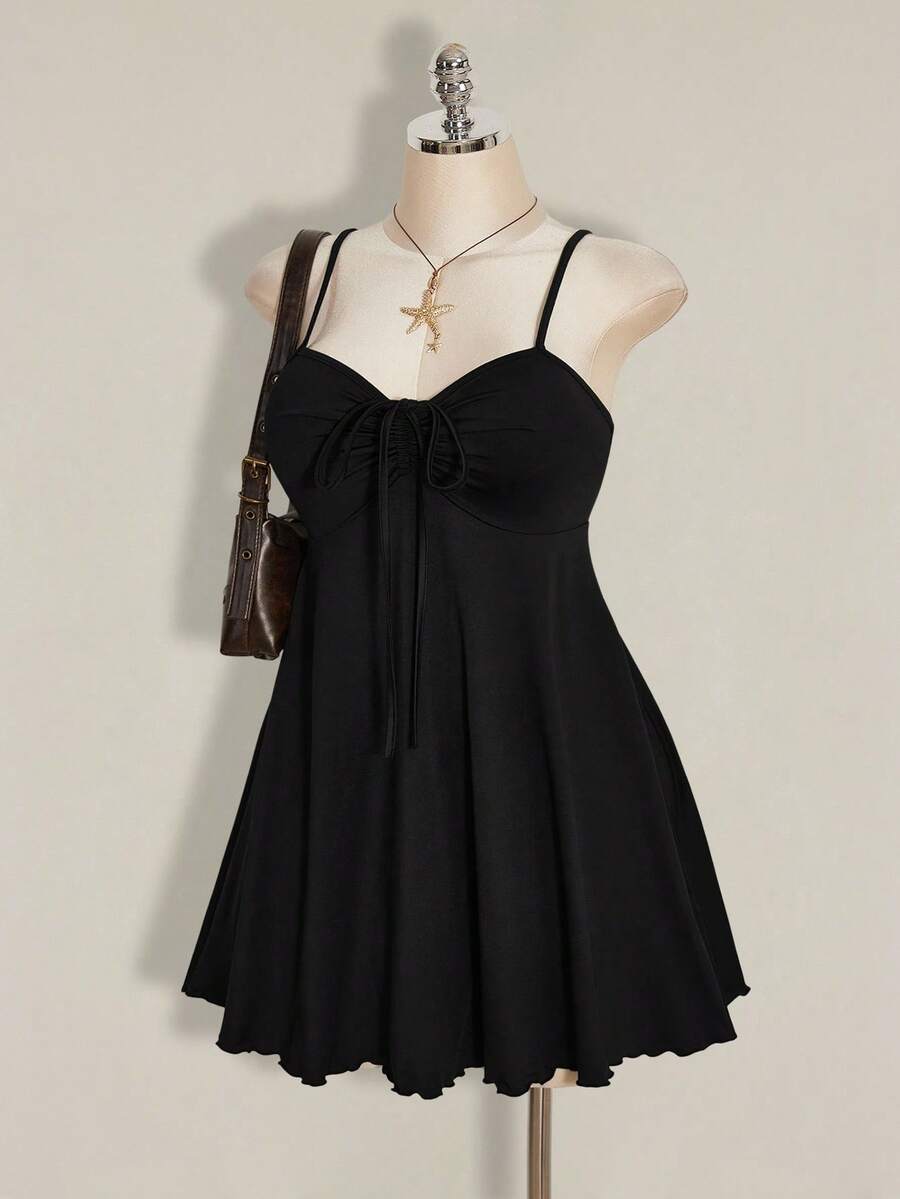Neckline detail of Chic Plus Size Solid Color Ruched Cami Dress with Front Tie for Women