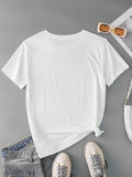 Image 6 - styled outfit of Stylish Plus Size Floral Print Casual T-Shirt for Women - Perfect for Holidays
