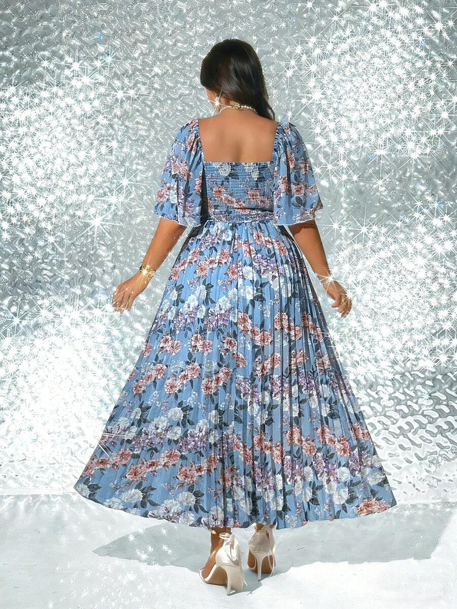 Image 10 - styled outfit of Elegant Plus Size Floral Print Pleated Dress for Women - Romantic and Stylish Fashion Statement