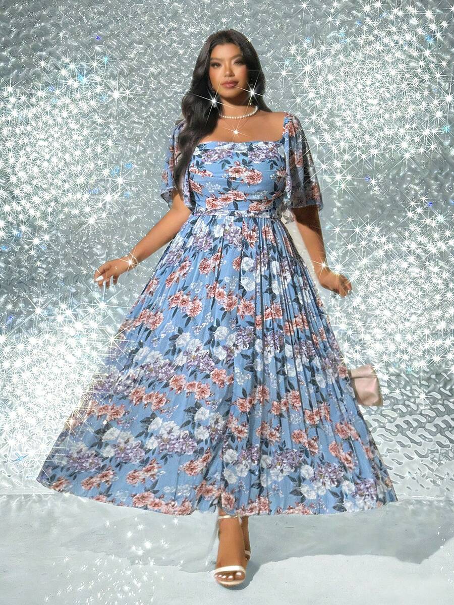Image 11 - fit detail of Elegant Plus Size Floral Print Pleated Dress for Women - Romantic and Stylish Fashion Statement