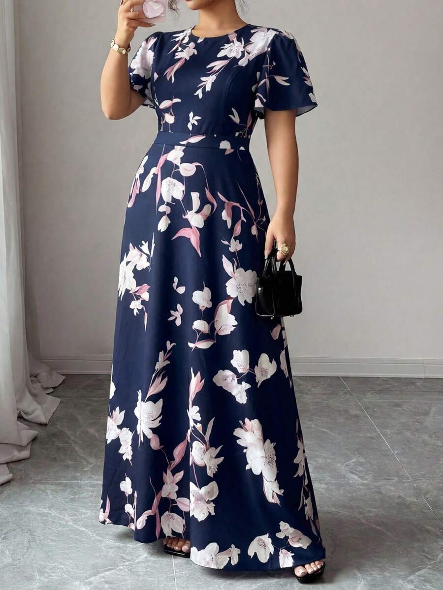 Image 4 - fabric detail of Elegant Plus Size Floral Print Dress for Women - Perfect for Work, Commute, and Summer Outings