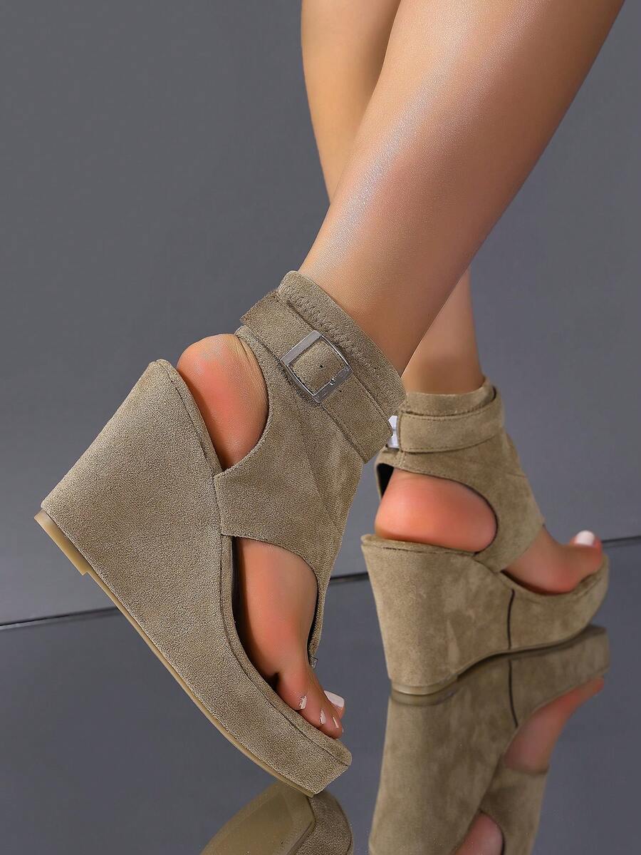 Detail view of Stylish Women's Thick Sole Wedge Sandals: Comfort Meets Versatility for colorful wedge sandal styling