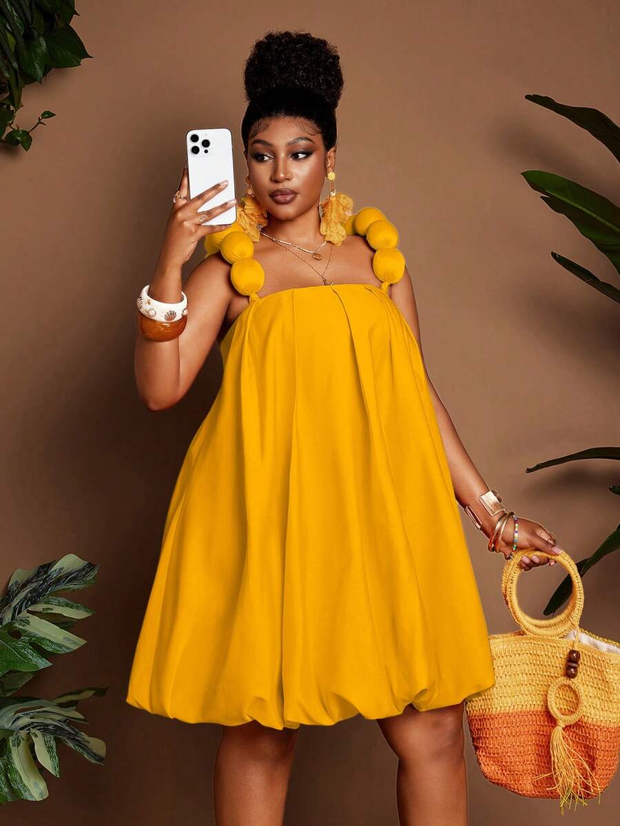 Image 10 - styled outfit of Chic Plus Size Floral Puff Shoulder Peplum Dress for Effortless Elegance