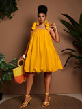Image 11 - fit detail of Chic Plus Size Floral Puff Shoulder Peplum Dress for Effortless Elegance