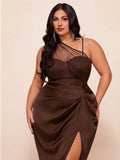 Fabric detail of Elegant Plus Size Black Mesh Slit Hem Midi Dress for Vacations and Celebrations for plus size dress styling