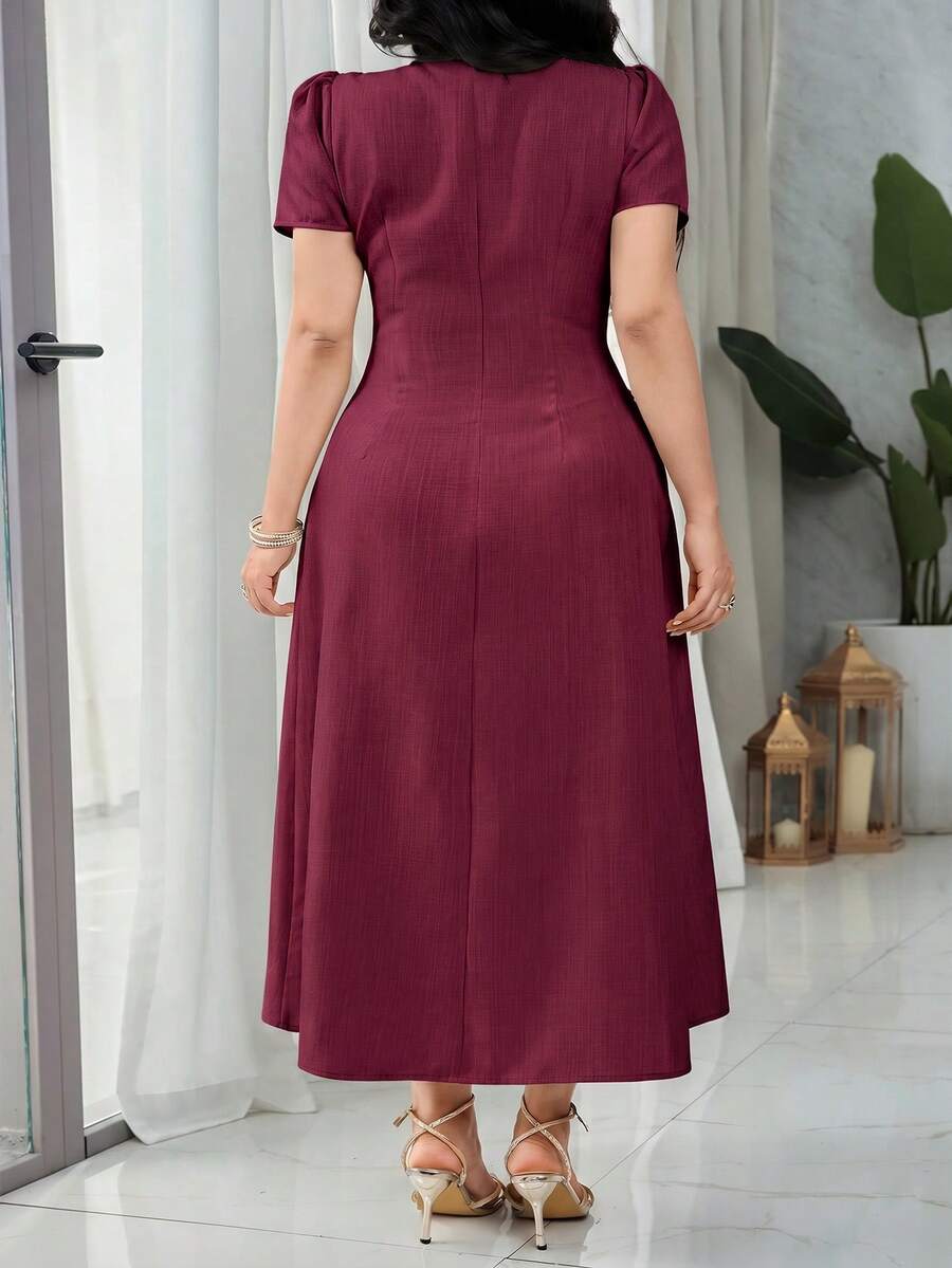 Fabric detail of Elegant Plus Size Women's Waist-Cinching Dress for Summer Dates and Special Occasions
