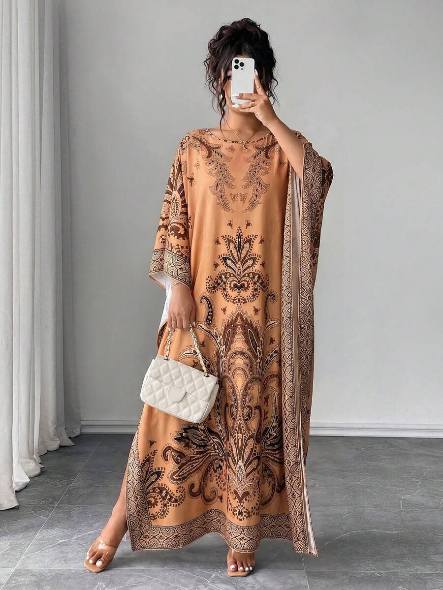 Image 2 - side profile of Chic Plus Size Batwing Sleeve Dress for Effortless Vacation and Party Style