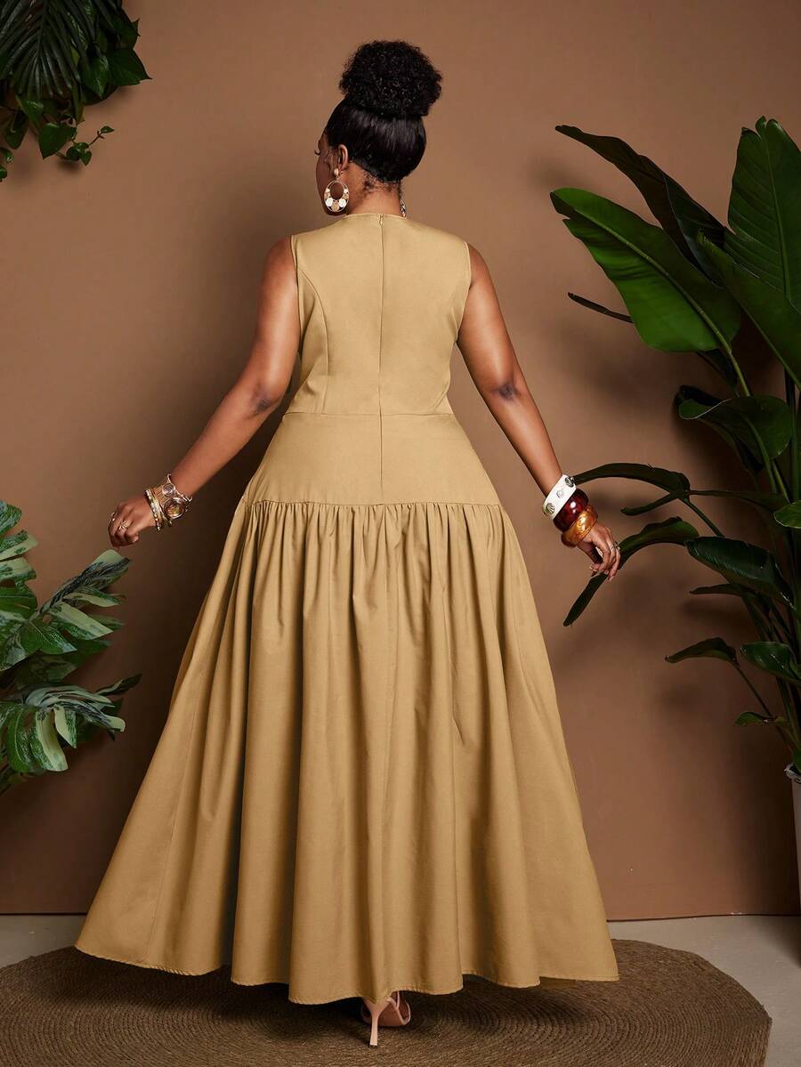 Image 9 - waist detail of Stylish Plus Size Sleeveless Dress with Cutout and Cinched Waist for a Flattering Fit