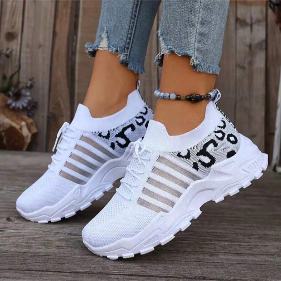 colorblock mesh chunky running sneakers image 6 showing visible mesh, laces, color, sole, toe, heel, or sneaker construction details