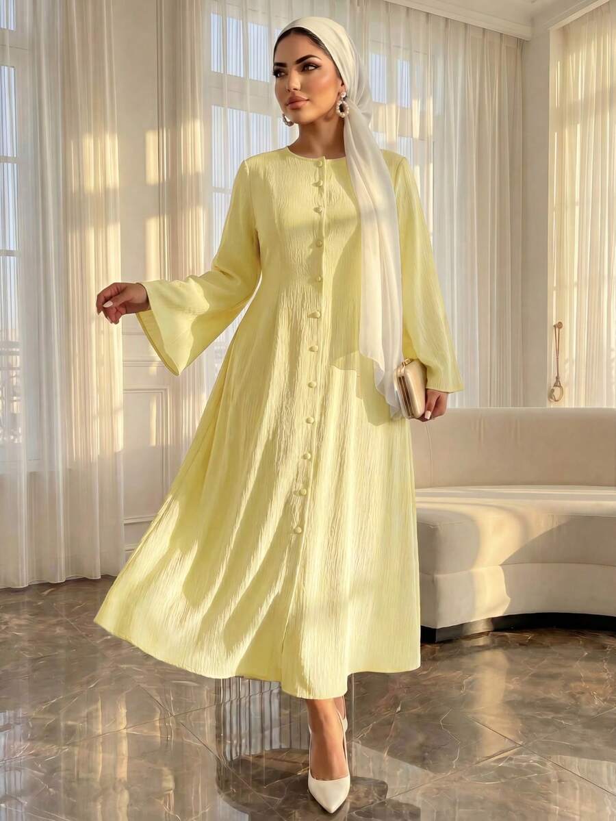 Side profile of Elegant Plus Size Flare Dress for Women - Perfect for Spring, Autumn, Office, and Travel