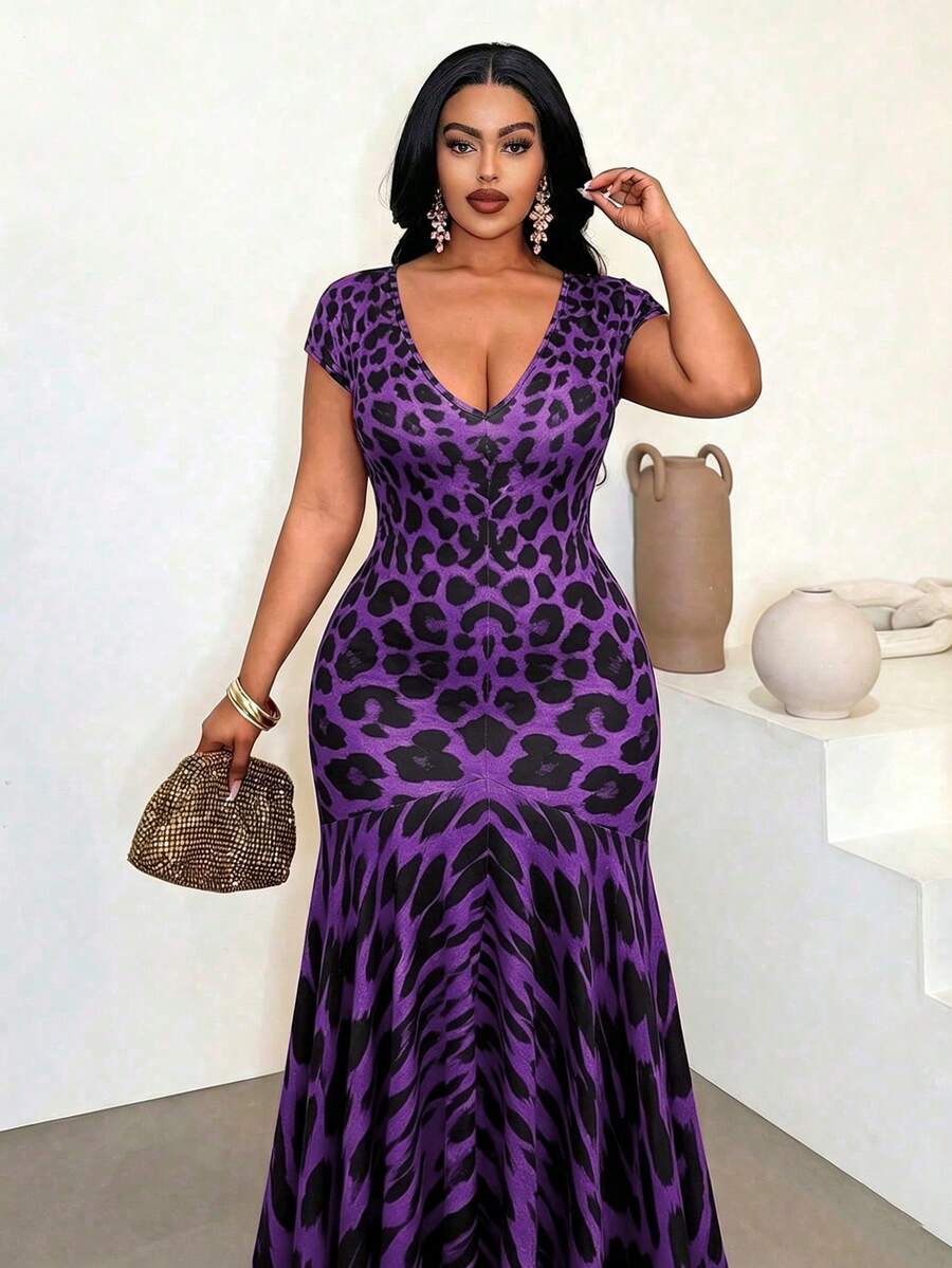Image 4 - fabric detail of Elegant V-Neck Leopard Print Fishtail Dress for Parties, Gatherings, and Daily Wear