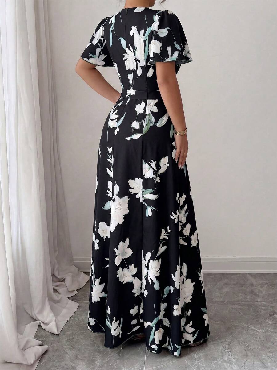 Image 1 - front view of Elegant Plus Size Floral Print Dress for Women - Perfect for Work, Commute, and Summer Outings