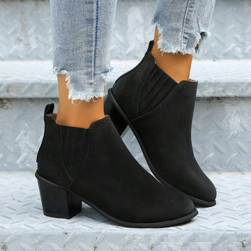 Front view of Trendy Plus-Size Chunky Heel Chelsea Boots for Women - Stylish Motorcycle Short Boots for Autumn & Winter 2026 for punk motorcycle boot styling