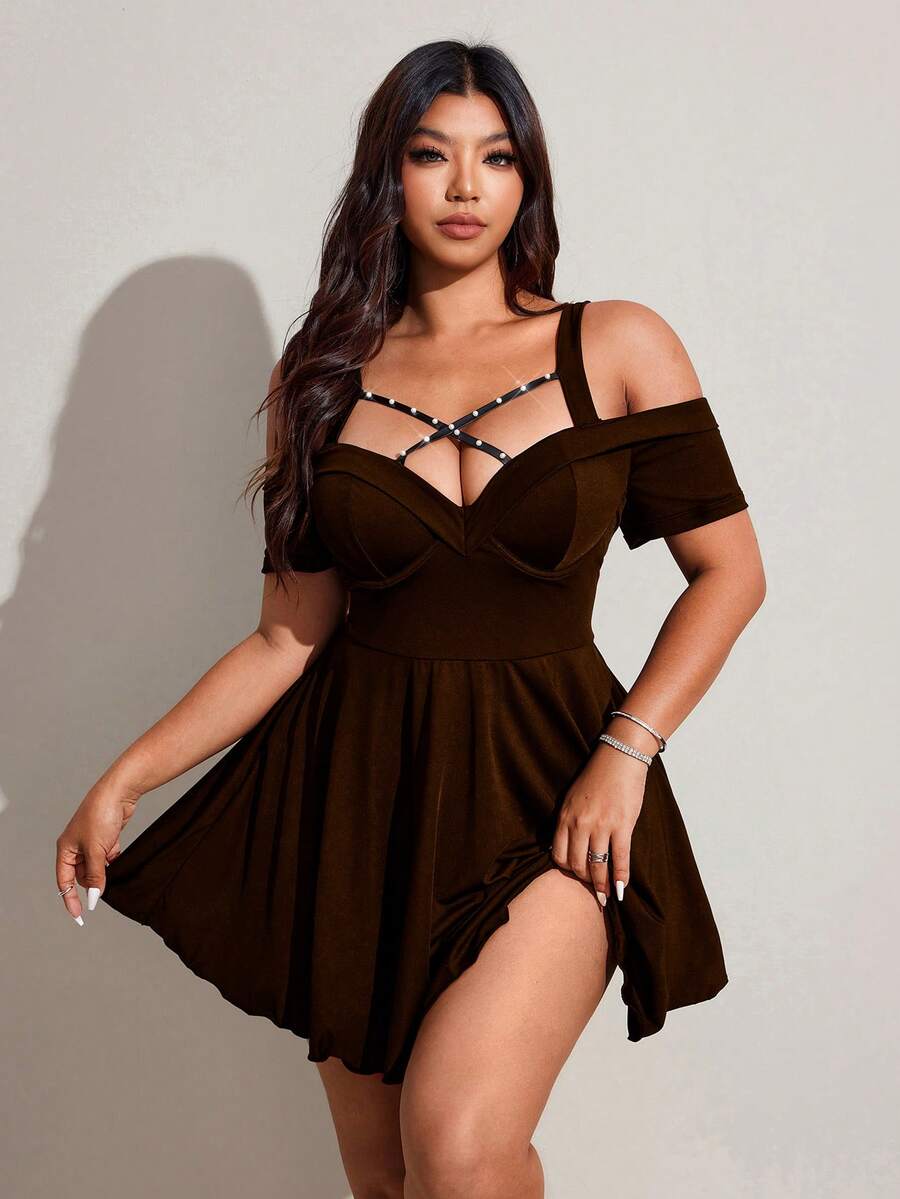 Image 4 - fabric detail of Chic Plus Size Black Lace Bodycon Dress for Effortless Spring/Summer Style