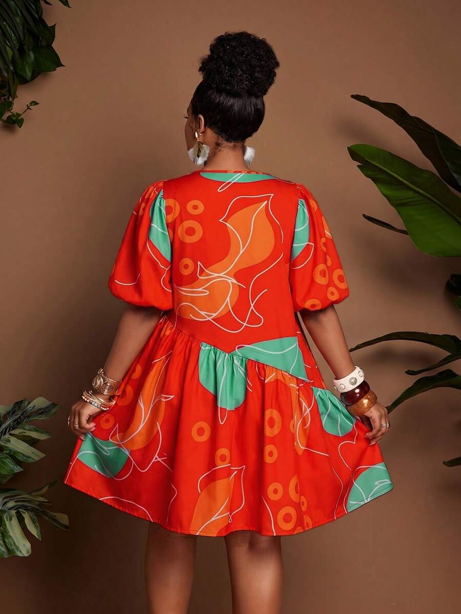 Image 2 - side profile of Chic Plus Size Women's Summer Travel Dress with Lantern Sleeves and Ruched A-Line Design