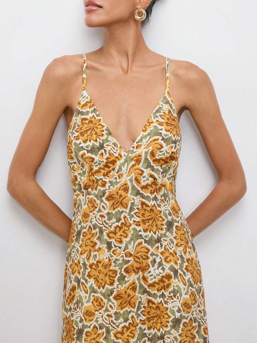 Chic Floral Print Spaghetti Strap Midi Dress for Effortless Vacation Style