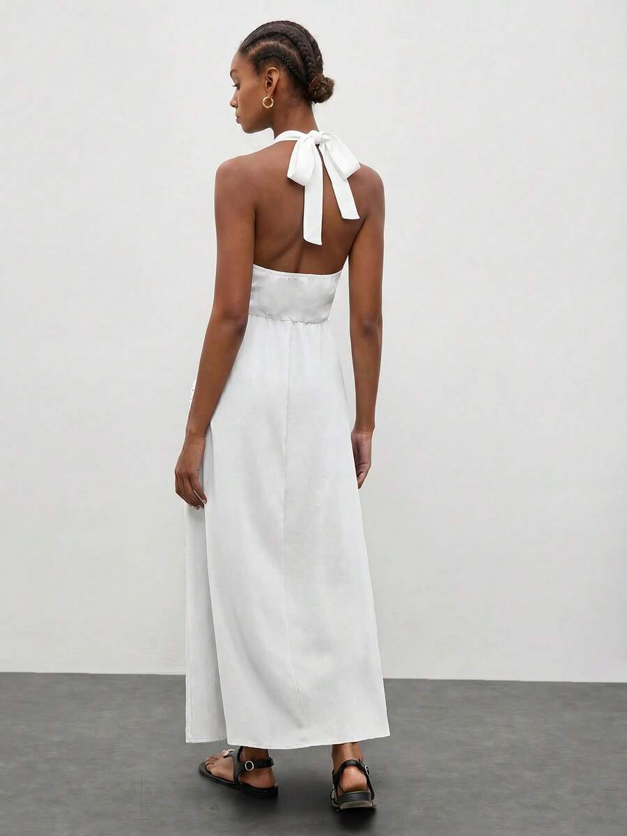 Women's Long A-Line Halter Neck Dress - Sleek Sleeveless V-Neck Vacation Style 
