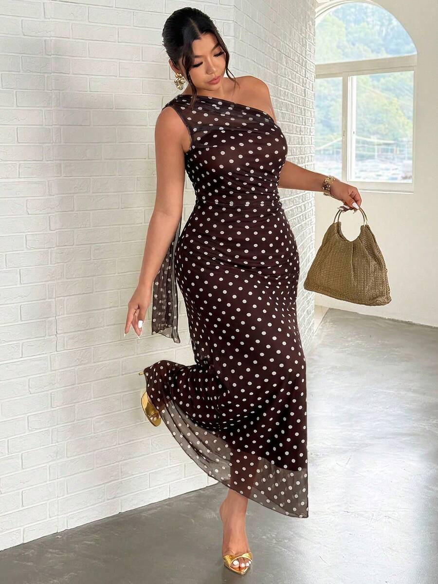 Plus Size Women's Asymmetric Neck Fitted Maxi Dress for Parties and Beach Vacations