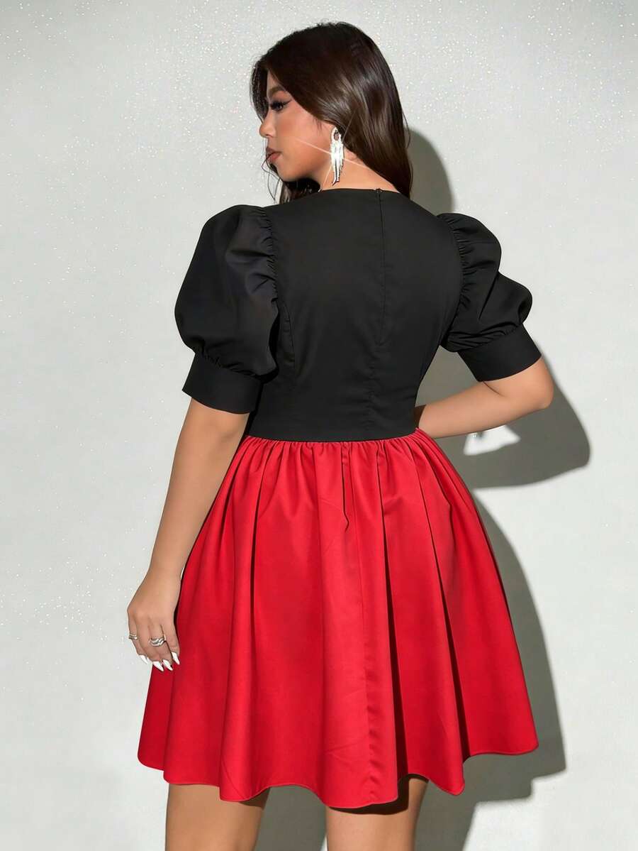 Bring timeless charm to your warm-weather wardrobe with this elegant vintage plus size summer dress, designed with feminine petal sleeves and a graceful silhouette. The delicate sleeve detail adds a romantic touch, while the relaxed yet polished shape offers comfortable movement for all-day wear. Perfect for summer parties, vacation getaways, brunch dates, garden gatherings, family celebrations, and casual outdoor events, this dress transitions effortlessly between relaxed and dressy settings. 