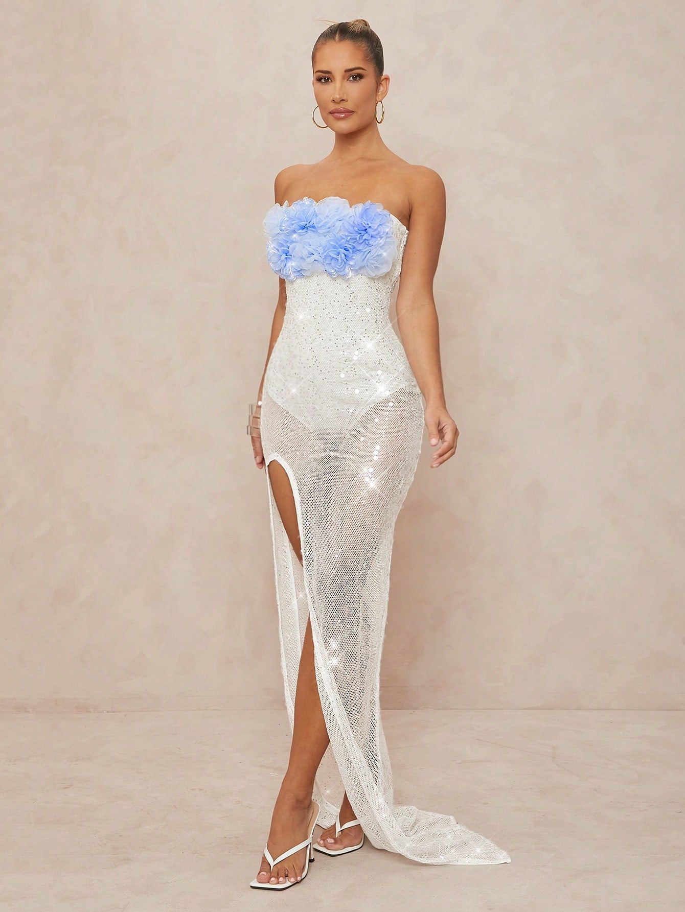 Embrace effortless charm with this Bohemian-style long summer dress, perfect for beach days, weddings, and spring celebrations. Its flowing silhouette moves with you, while lightweight fabric keeps you cool and comfortable. Whether you’re dancing barefoot in the sand or twirling at a garden party, this dress adds a playful touch to every sunny occasion.