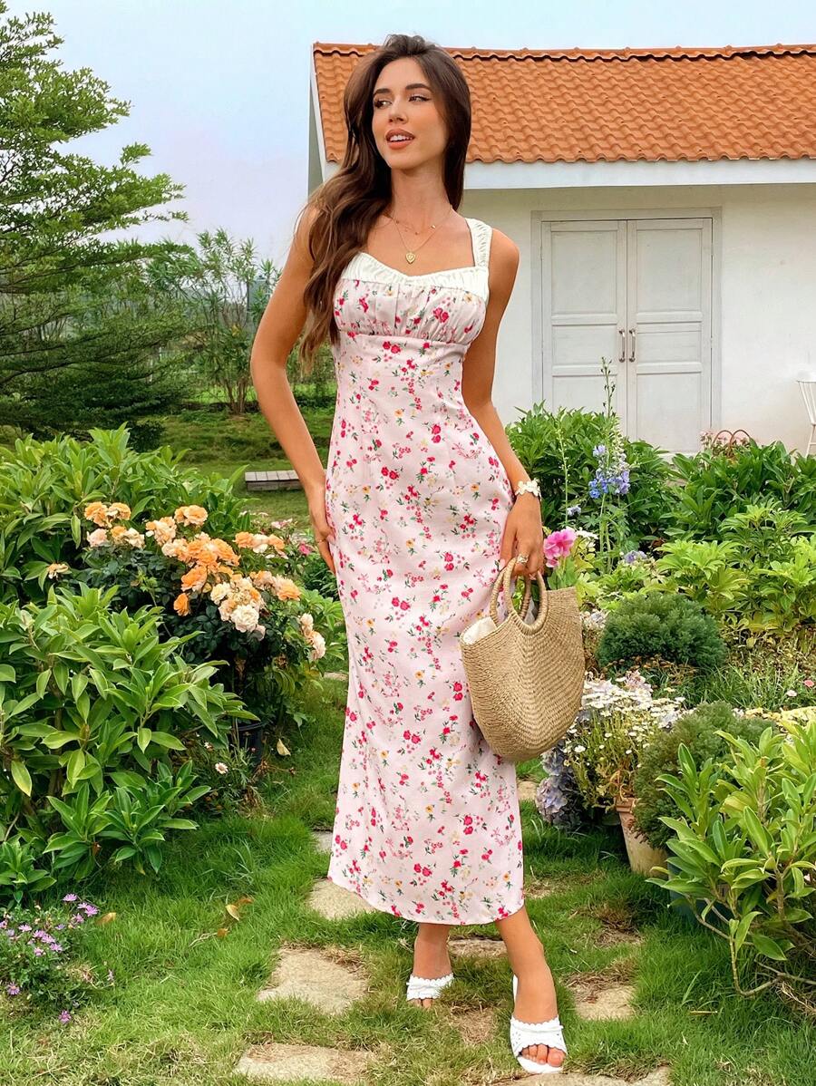 Experience the breathtaking fusion of artisanal heritage and sharp, modern architectural tailoring. This stunning printed woven ensemble is meticulously designed for the woman who values a high-fashion, "quiet luxury" approach to seasonal dressing—the ultimate centerpiece for prestigious music festivals, exclusive coastal soirées, and high-authority summer vacations.