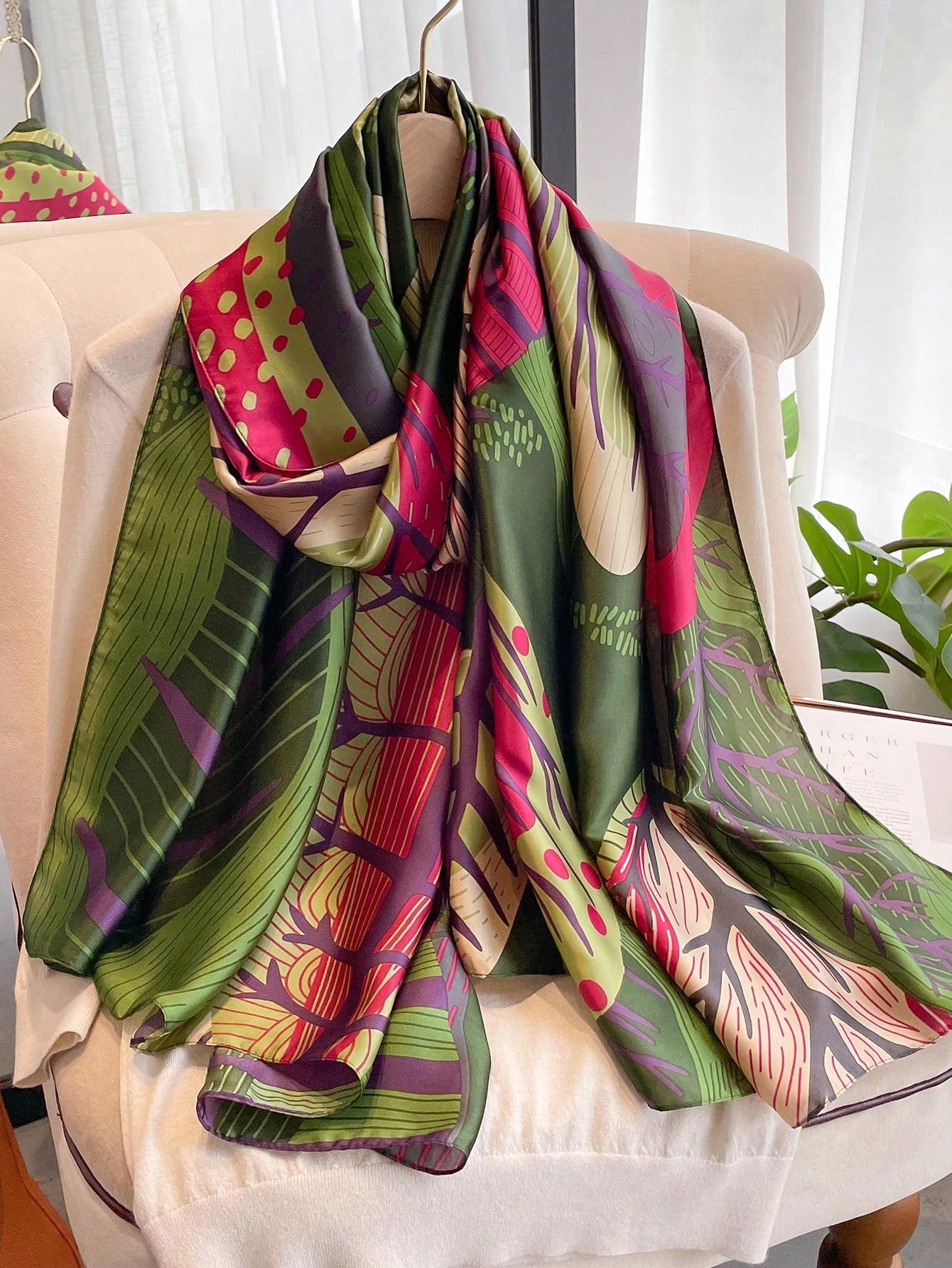This Boho Elegance scarf features a unique tree print design that exudes effortless weekend style. Made with high-quality materials, this scarf provides both comfort and fashion. Add a touch of bohemian elegance to any outfit with this versatile accessory.