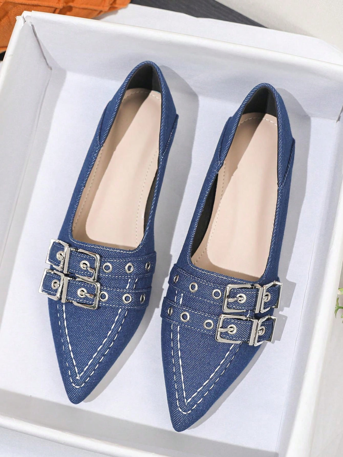 Elevate your office wardrobe with these British Style Flat Slip-On Loafers. Crafted with versatility in mind, these casual shoes are perfect for spring and summer. Slip them on for a comfortable and stylish day at the office.