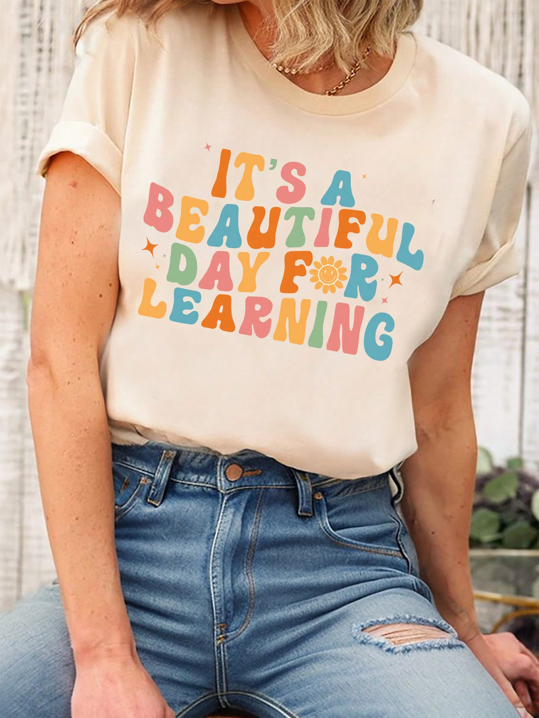 This casual summer tee is perfect for teachers with its simple pattern and comfortable round neck design. Made from high-quality materials, it offers both style and comfort for everyday wear. Show off your love for teaching in this versatile and fashionable t-shirt.