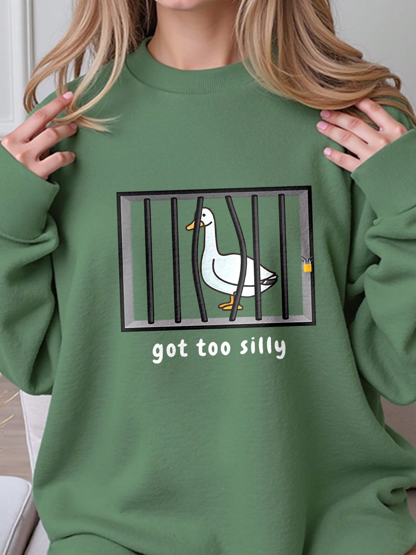 Introducing our Charming Duck Print Sweatshirt, perfect for staying cozy and stylish in the chillier months. Made with soft and durable materials, this sweatshirt features a playful duck print design. Embrace casual comfort while adding a touch of charm to your autumn and winter wardrobe. Quack quack!