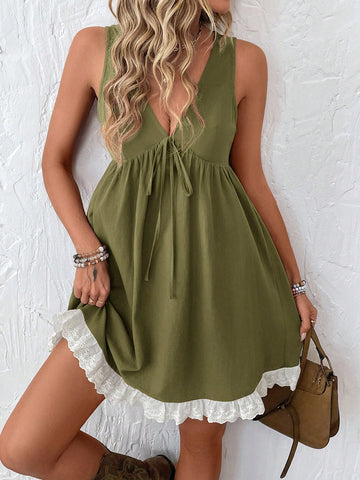 Effortlessly turn heads with our Charming V-Neck Mini Babydoll Dress! This dress not only offers effortless style, but also ensures maximum comfort. Its playful v-neck and mini length adds a touch of charm to any outfit. Perfect for any occasion.