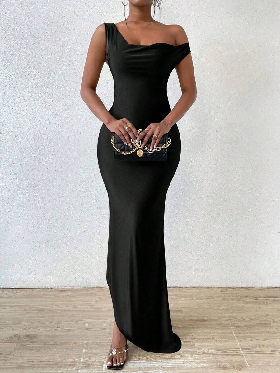 Turn heads at your next event in this stunning backless maxi dress that effortlessly blends sophistication with bold style. The daring open back creates an alluring silhouette, while the thigh-high split adds a flirty touch of drama. Perfect for evening galas, cocktail parties, or any occasion where you want to make a memorable entrance. Slip into elegance and let your confidence shine through—this dress does the talking for you.