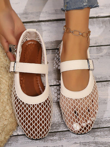 These chic beige mesh loafers flawlessly combine effortless style with comfort. The lightweight and breathable design ensures all-day wear without sacrificing fashion, while the slip-on Mary Jane flats are perfect for any occasion. Upgrade your shoe game with these must-have loafers.