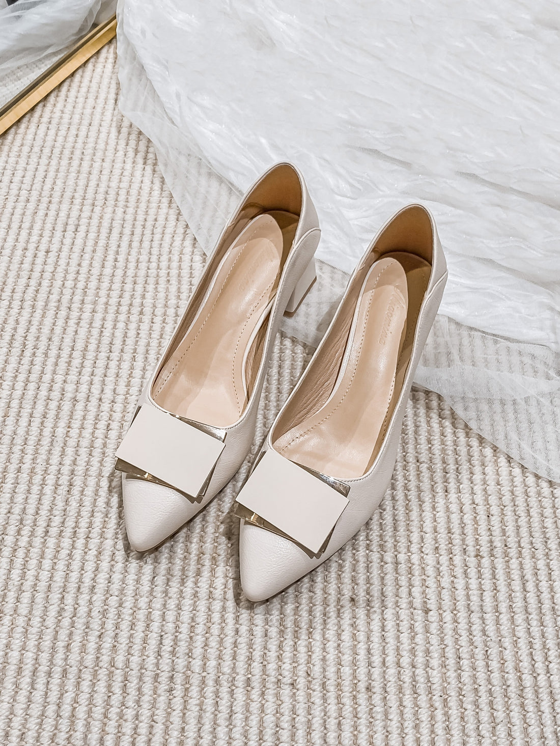 As an industry expert, enjoy these Chic Beige Metal Decor Chunky Heeled Pointed Toe Pumps for a professional, informative look. Made with a unique metal decoration and chunky heel, these pumps provide both style and comfort. Perfect for any formal occasion, these pumps elevate your outfit with their pointed toe design.