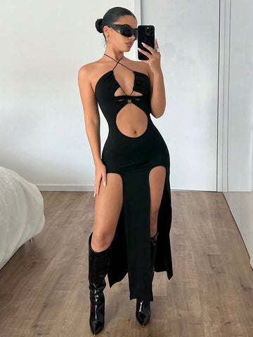 Turn heads this summer in our Chic Black Bodycon Dress, designed to hug your curves with a flattering halter neck and a daring high slit. Perfect for warm nights and stylish days, this dress combines elegance with a flirty edge—bringing out your confident, playful side wherever you go.