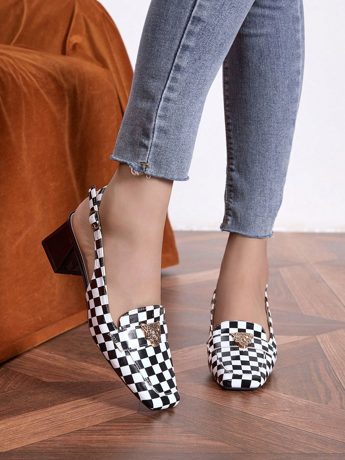 Elevate your style with our Chic Black & White Plaid Chunky Heels, accented with a striking leopard print. Versatile and fashion-forward, these statement shoes will make you stand out in any occasion. Step into confidence with the perfect balance of boldness and sophistication.