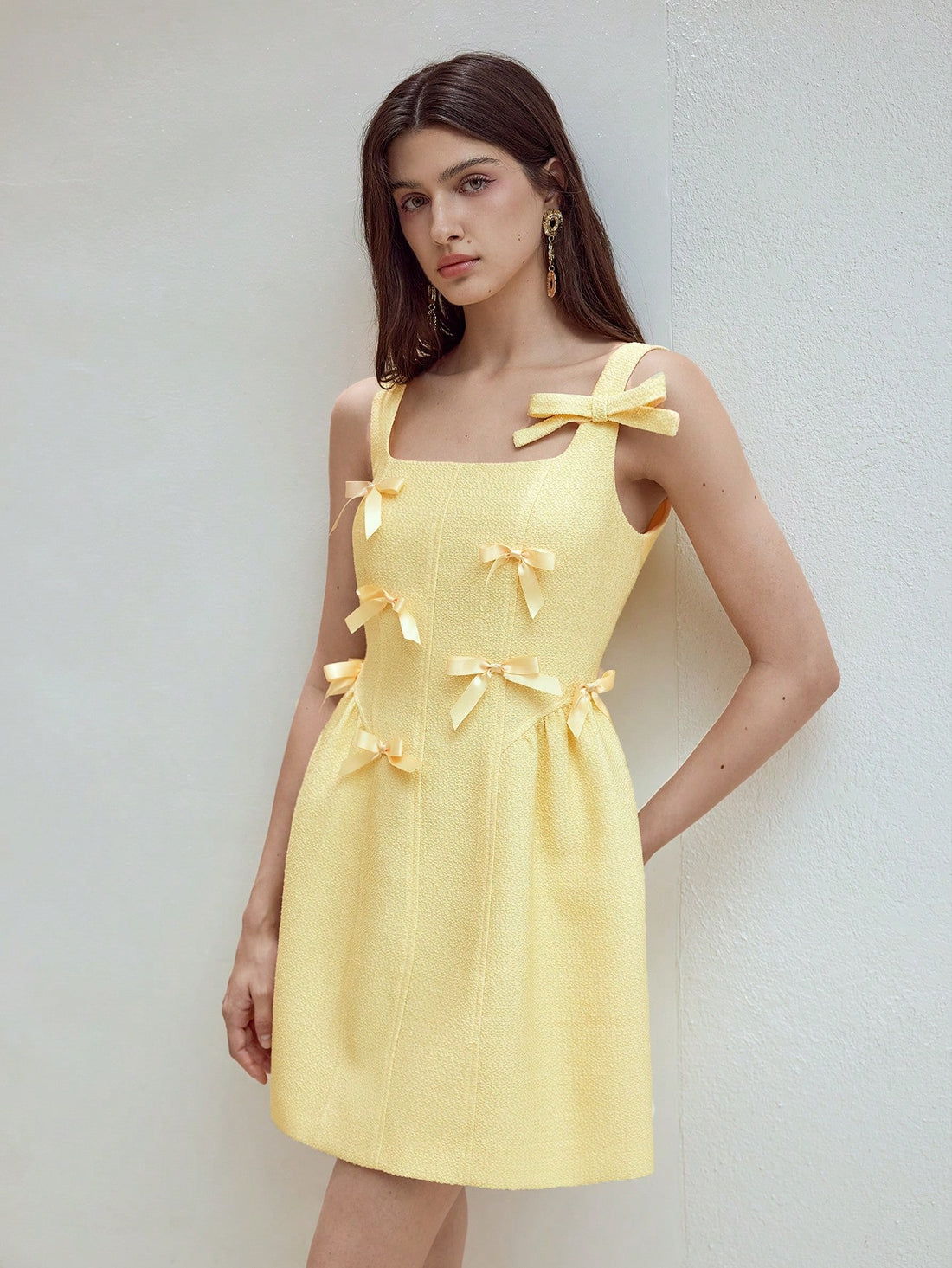 Step out in style with the Chic Bow Detail Zipper Dress, designed to add a playful twist to your wardrobe. Featuring a charming bow accent and a sleek zipper, this dress effortlessly blends elegance with fun. Perfect for any occasion, it promises to keep you looking fabulous and feeling confident all day or night.