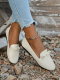Discover the perfect combination of style and comfort with our Chic Bowknot Flat Shoes! These slip-ons for women feature a chic bowknot design that adds a touch of sophistication to any outfit. Crafted for all-day wear and slip-resistant, these flats are a must-have for any fashion-forward woman.