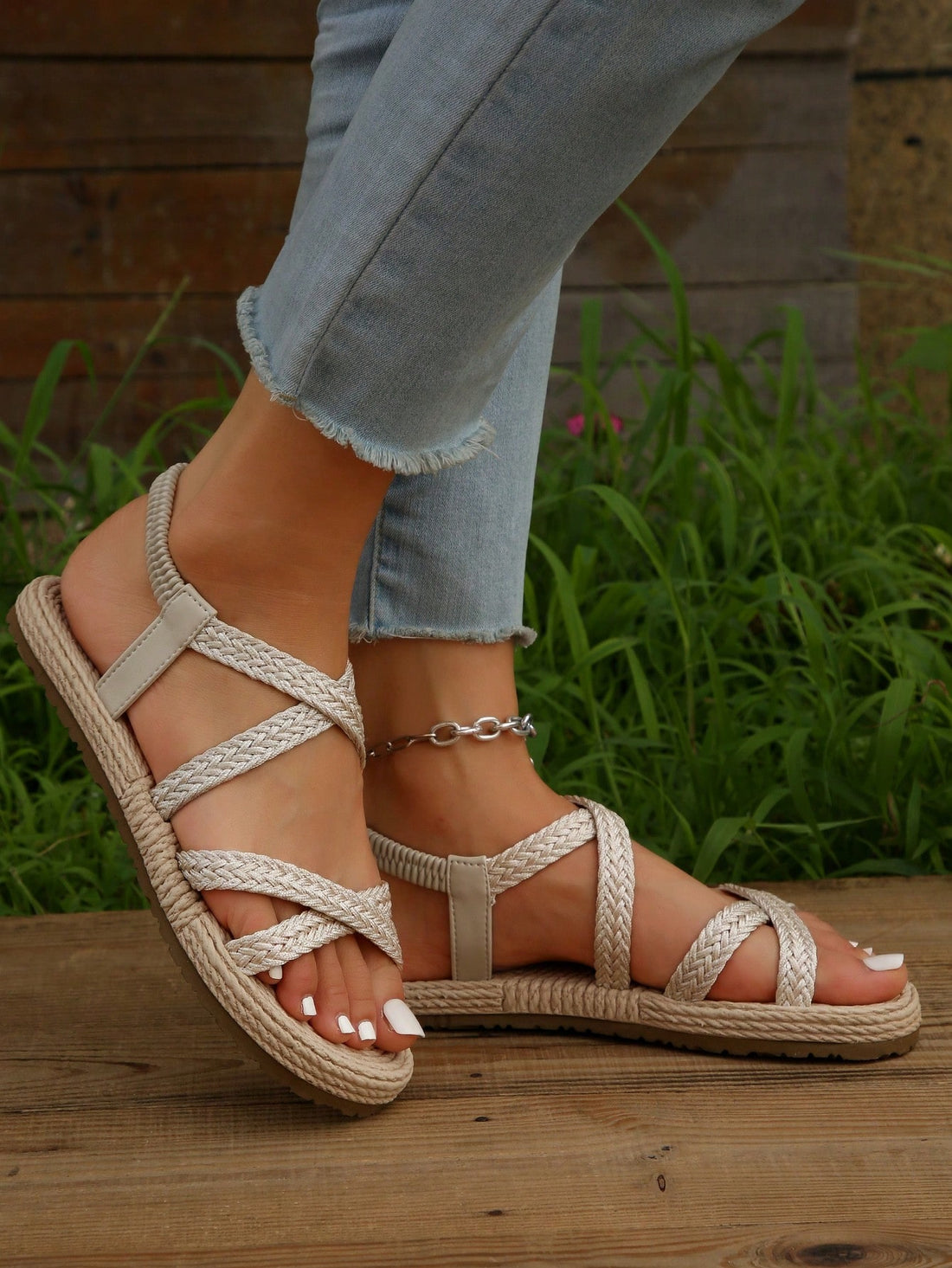 Upgrade your summer footwear game with these chic sandals! Featuring a braided criss-cross design and slingback strap, these sandals are both stylish and functional. Perfect for all your summer getaways, these sandals will have you stepping out in both comfort and style.