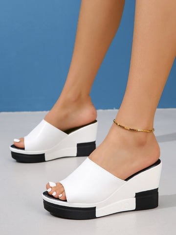 Experience fashionable outdoor adventures with Chic Comfort! These wedge slide sandals not only provide style but also ultimate comfort for any excursion. With a unique design and durable materials, these sandals are perfect for all your outdoor activities. Upgrade your wardrobe with Chic Comfort.