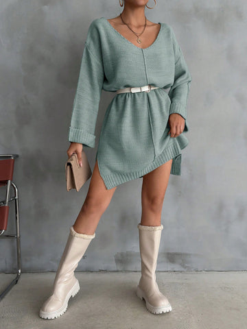 The Chic Comfort V-Neck Oversized Knitted Dress effortlessly combines elegance and comfort. With its oversized style and soft knit fabric, this dress exudes effortless chic. Perfect for a casual day out or a cozy night in, it's a must-have for any wardrobe. Plus, no need to sacrifice style for comfort with this versatile piece.