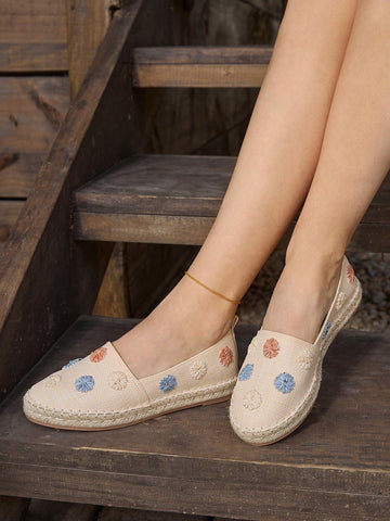 Slip into style with our Chic Daisy Flat Shoes! Perfect for your casual spring vacations or Easter outings, these slip-ons feature a playful daisy design. Comfortable and stylish, these shoes are sure to elevate any outfit.