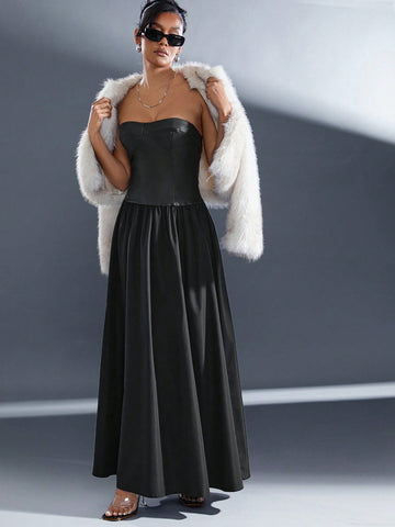 Turn heads this season with our Chic Drop Waist Strapless Pleated PU Leather Dress. Perfect for fall vibes and festive Christmas parties, this playful dress combines sleek leather with flirty pleats for a fun, flattering look. The strapless design highlights your shoulders, while the drop waist adds a trendy twist that moves with you all night. Embrace the celebration with style and confidence in this must-have statement piece.