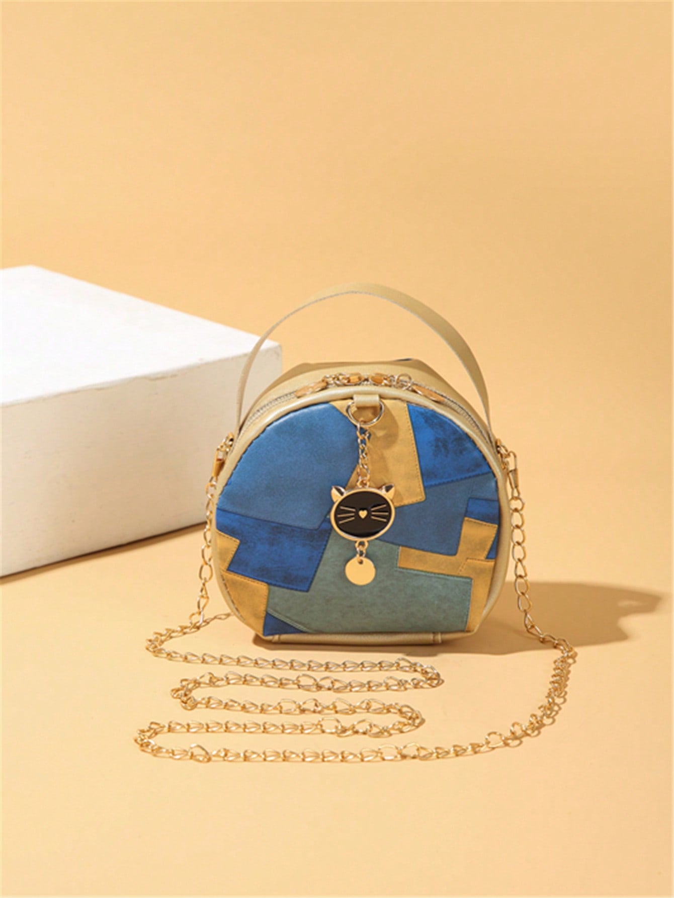 Elevate your style with our Chic Floral Crossbody Bag, the essential accessory for trendy women this spring. The eye-catching floral design adds a touch of elegance to any outfit. Stay organized with its convenient crossbody style, perfect for everyday use. Upgrade your wardrobe with this must-have piece!