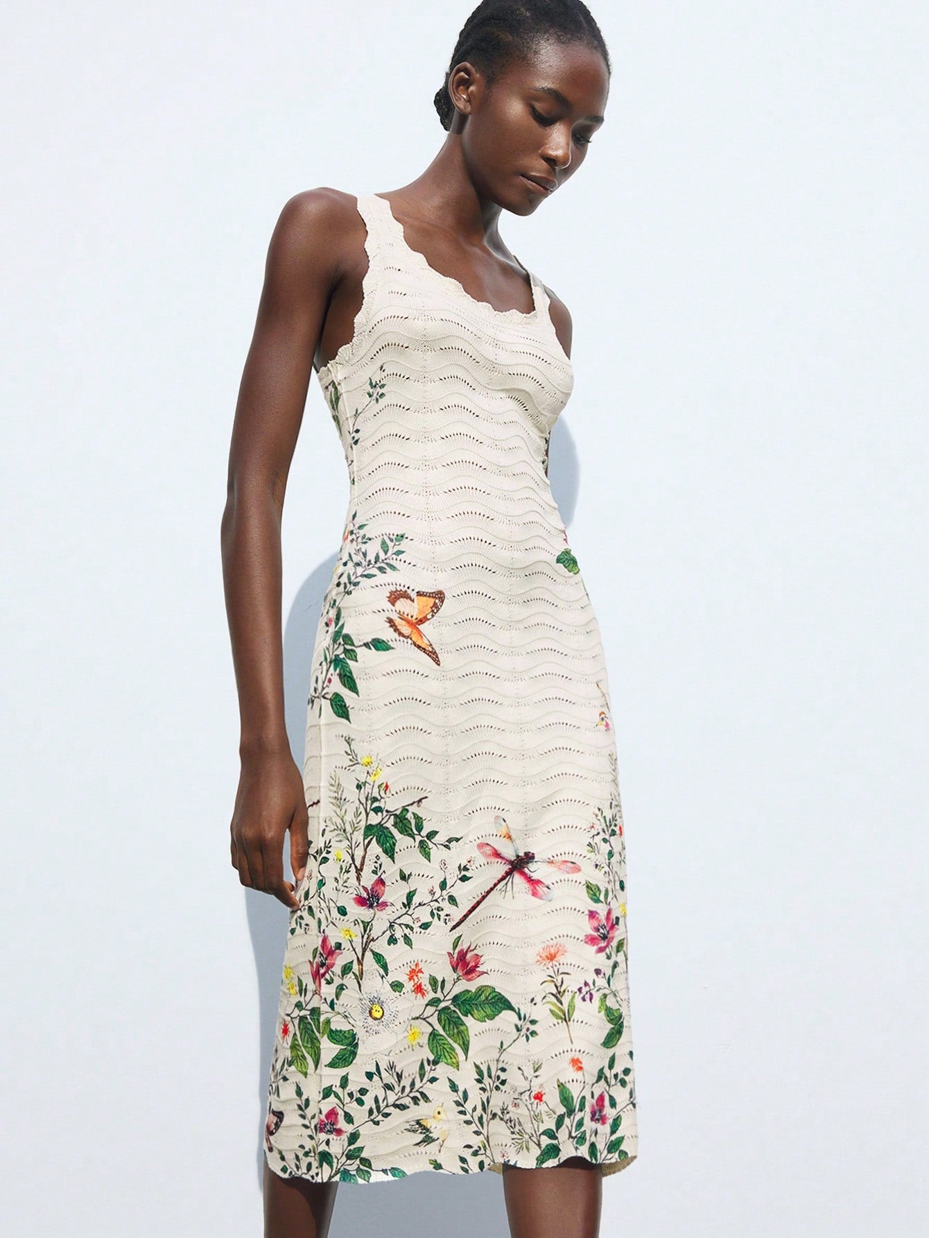 Embrace sunny days with this Chic Floral Dragonfly Summer Dress, perfect for garden parties and warm-weather fun. The delicate crochet sleeveless design keeps you cool while adding a touch of handcrafted charm. Lightweight and breezy, this dress combines flattering fit with whimsical dragonfly and floral details, making every outing feel like a joyful celebration in bloom.