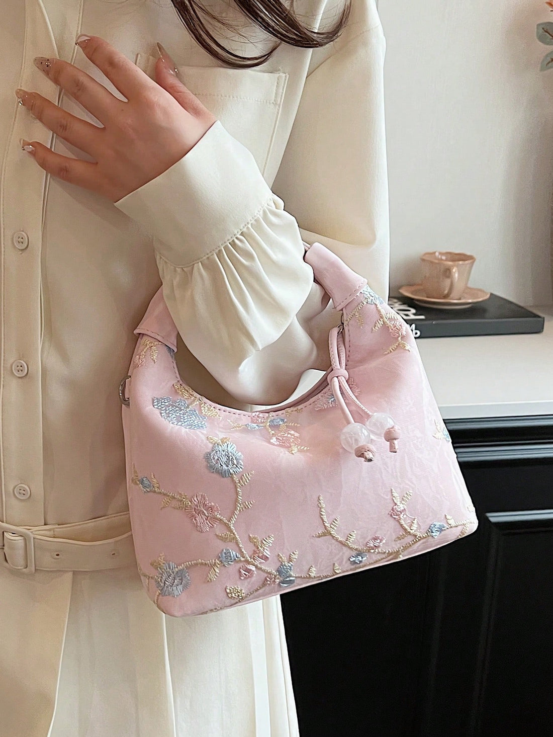 Experience effortless elegance with the Chic Floral Fantasy tote bag. Featuring a lightweight design, this bag combines style and convenience for the modern woman. The chic floral pattern adds a touch of sophistication, making it the perfect accessory for any occasion. Elevate your fashion game with this must-have tote.