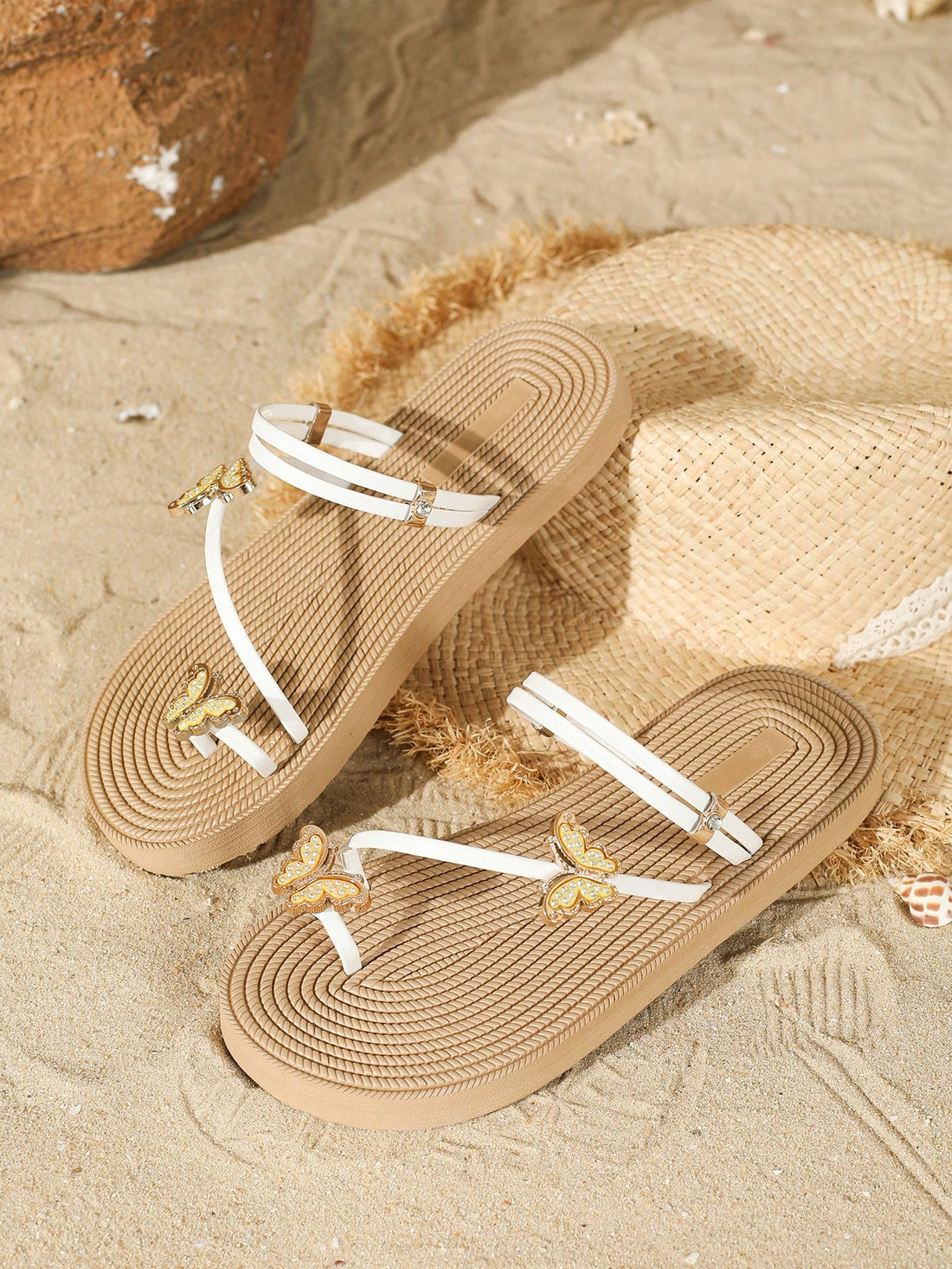 Get ready to flutter through your spring and summer getaways in style with our Chic Forest Style Casual Sandals! With a unique butterfly buckle and lightweight design, these sandals are both chic and comfortable. Embrace your inner fashionista while staying comfy for all your adventures!