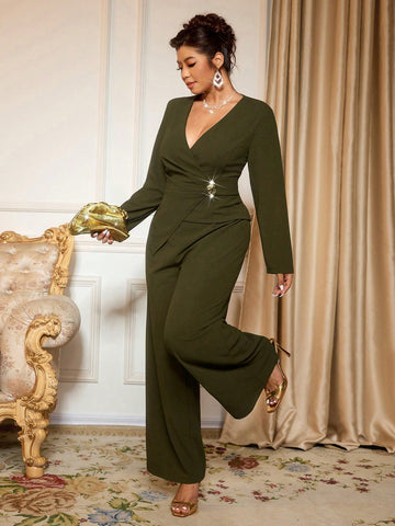 Elevate your wardrobe with effortless Parisian charm! This chic 2-piece set combines a sophisticated cross-strap long sleeve top with trendy irregular hem pants—the perfect duo for seamlessly transitioning from boardroom to brunch. The thoughtful design details add visual interest while remaining versatile enough to mix and match with your existing pieces. Whether you're dressing up for the office or keeping it casual, this set delivers that coveted French girl aesthetic with modern flair.