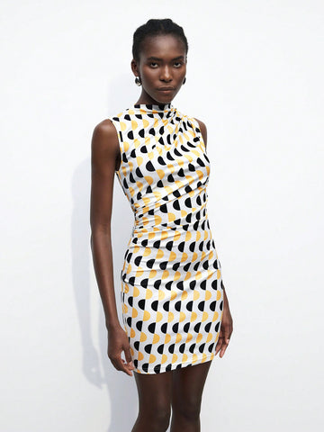 Introduce modern elegance to your wardrobe with our Chic Geometric Print Bodycon Mini Dress. With its stunning geometric print design, this dress is both visually striking and expertly crafted to flatter your figure. Transform any occasion into a stylish affair with this must-have dress.